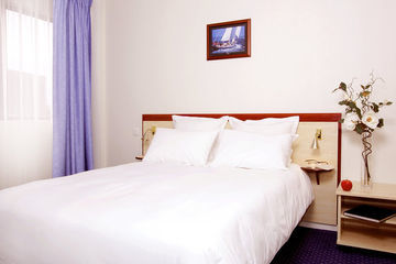 Comfort Suites Cannes Mandelieu Ngoại thất bức ảnh