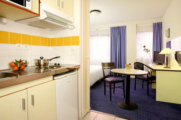 Comfort Suites Cannes Mandelieu Ngoại thất bức ảnh