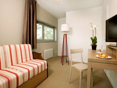 Comfort Suites Cannes Mandelieu Ngoại thất bức ảnh