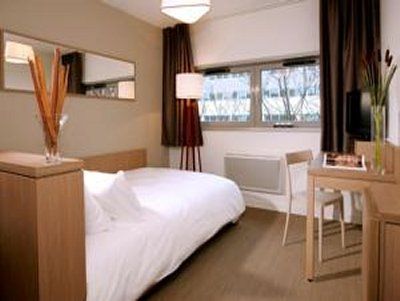 Comfort Suites Cannes Mandelieu Ngoại thất bức ảnh